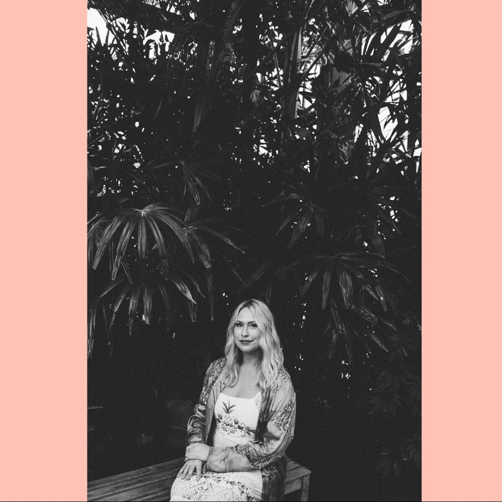 Meet your Posher, Sabrina